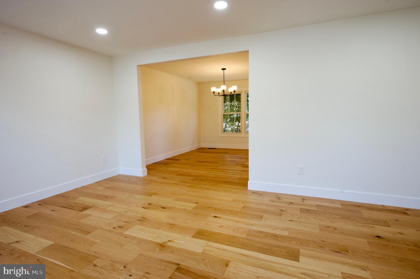 12453 WENDELL HOLMES RD, HERNDON, Virginia 20171, 4 Bedrooms Bedrooms, 13 Rooms Rooms,2 BathroomsBathrooms,Residential,For sale,12453 WENDELL HOLMES RD,VAFX2282698 MLS # VAFX2282698