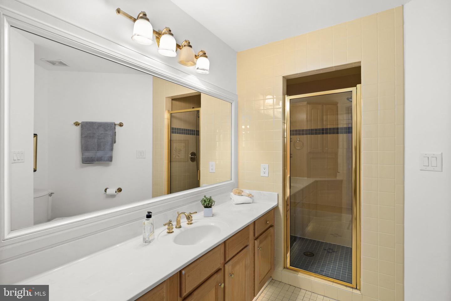 12013 SAWHILL BLVD, SPOTSYLVANIA, Virginia 22553, 6 Bedrooms Bedrooms, ,5 BathroomsBathrooms,Residential,For sale,12013 SAWHILL BLVD,VASP2038160 MLS # VASP2038160