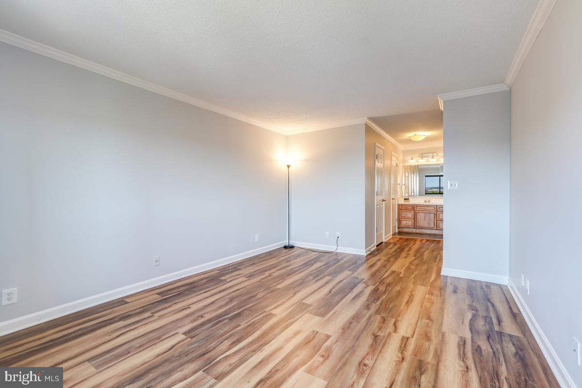 5902 MOUNT EAGLE DR #1501, ALEXANDRIA, Virginia 22303, 2 Bedrooms Bedrooms, 8 Rooms Rooms,2 BathroomsBathrooms,Residential,For sale,5902 MOUNT EAGLE DR #1501,VAFX2282736 MLS # VAFX2282736