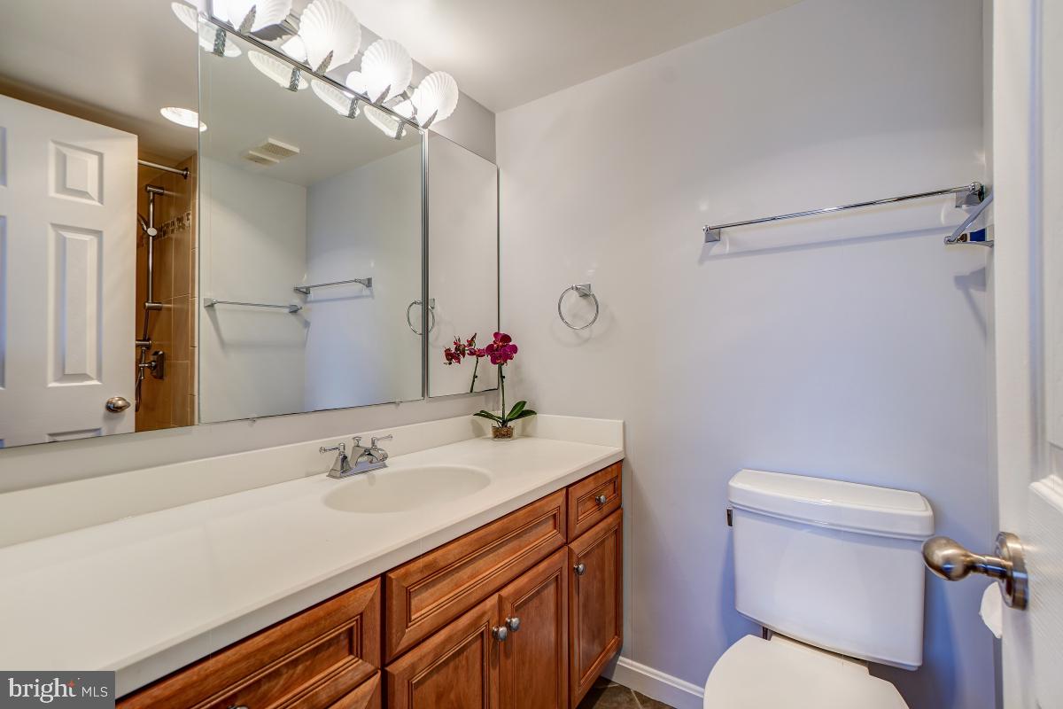 5902 MOUNT EAGLE DR #1501, ALEXANDRIA, Virginia 22303, 2 Bedrooms Bedrooms, 8 Rooms Rooms,2 BathroomsBathrooms,Residential,For sale,5902 MOUNT EAGLE DR #1501,VAFX2282736 MLS # VAFX2282736