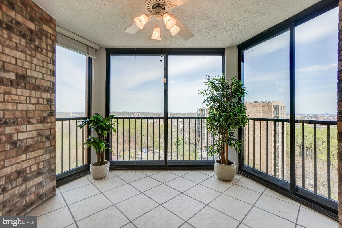 5902 MOUNT EAGLE DR #1501, ALEXANDRIA, Virginia 22303, 2 Bedrooms Bedrooms, 8 Rooms Rooms,2 BathroomsBathrooms,Residential,For sale,5902 MOUNT EAGLE DR #1501,VAFX2282736 MLS # VAFX2282736