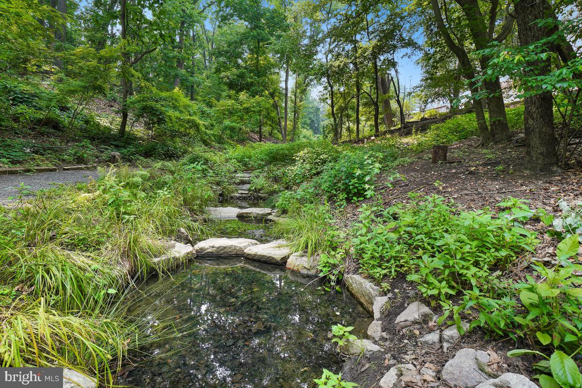 5902 MOUNT EAGLE DR #1501, ALEXANDRIA, Virginia 22303, 2 Bedrooms Bedrooms, 8 Rooms Rooms,2 BathroomsBathrooms,Residential,For sale,5902 MOUNT EAGLE DR #1501,VAFX2282736 MLS # VAFX2282736