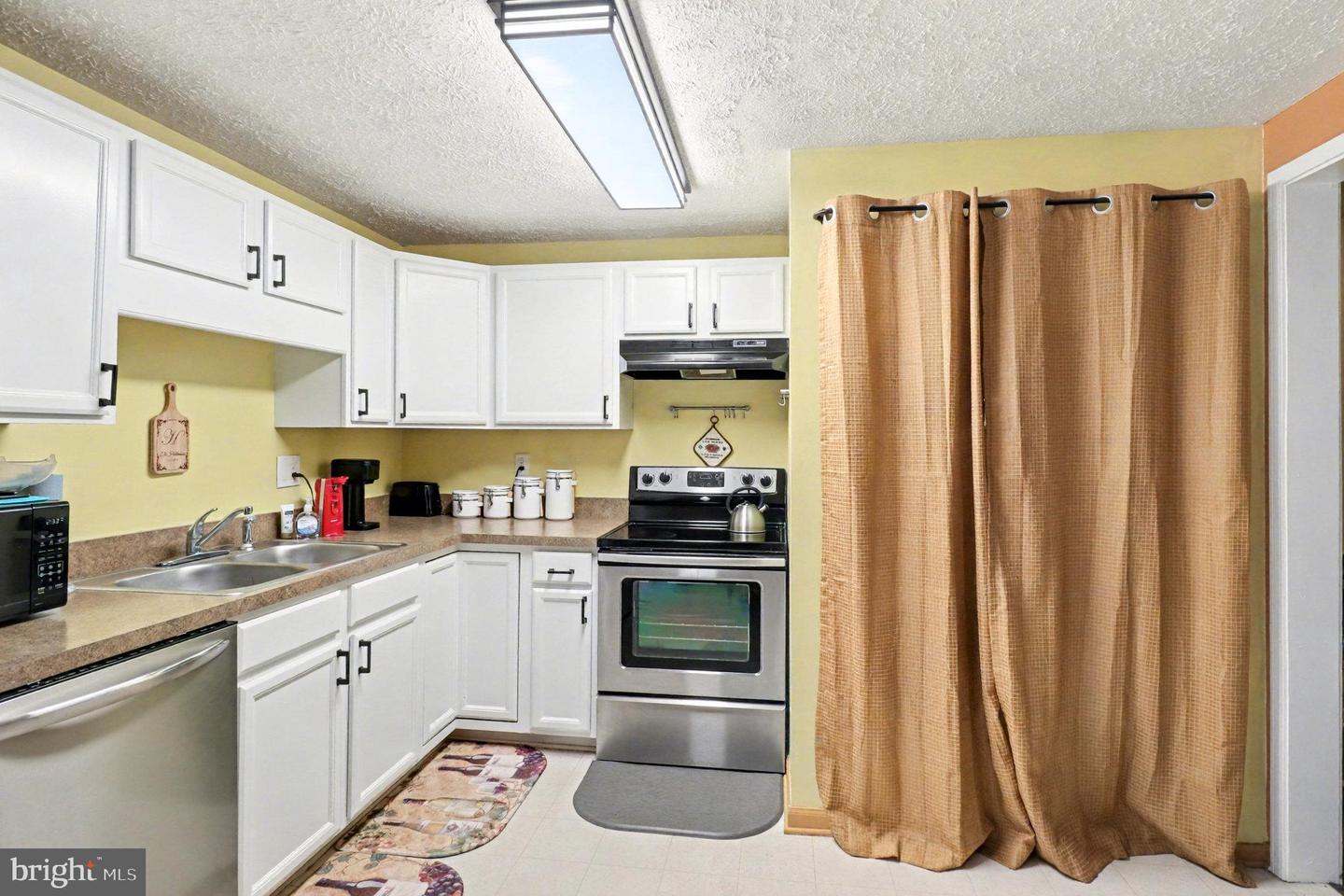 296 DEVON DR, RUTHER GLEN, Virginia 22546, 3 Bedrooms Bedrooms, ,2 BathroomsBathrooms,Residential,For sale,296 DEVON DR,VACV2009284 MLS # VACV2009284 296 DEVON DR, RUTHER GLEN, Virginia 22546, 3 Bedrooms Bedrooms, ,2 BathroomsBathrooms,Residential,For sale,296 DEVON DR,VACV2009284 MLS # VACV2009284