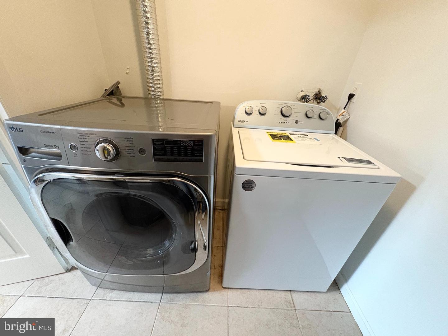 3813 SEGUNDO PL #D, ALEXANDRIA, Virginia 22309, 2 Bedrooms Bedrooms, ,1 BathroomBathrooms,Residential,For sale,3813 SEGUNDO PL #D,VAFX2282750 MLS # VAFX2282750