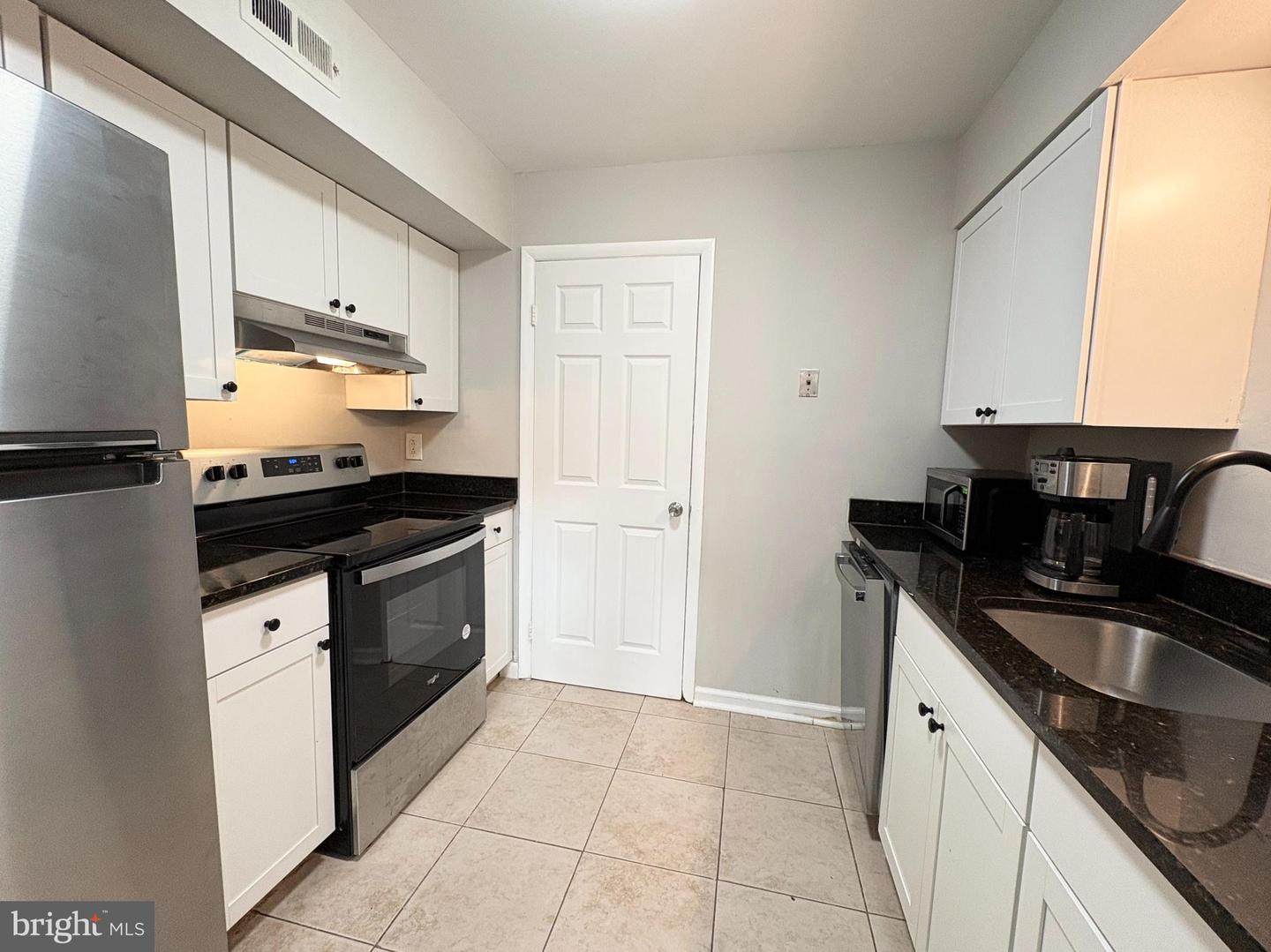 3813 SEGUNDO PL #D, ALEXANDRIA, Virginia 22309, 2 Bedrooms Bedrooms, ,1 BathroomBathrooms,Residential,For sale,3813 SEGUNDO PL #D,VAFX2282750 MLS # VAFX2282750