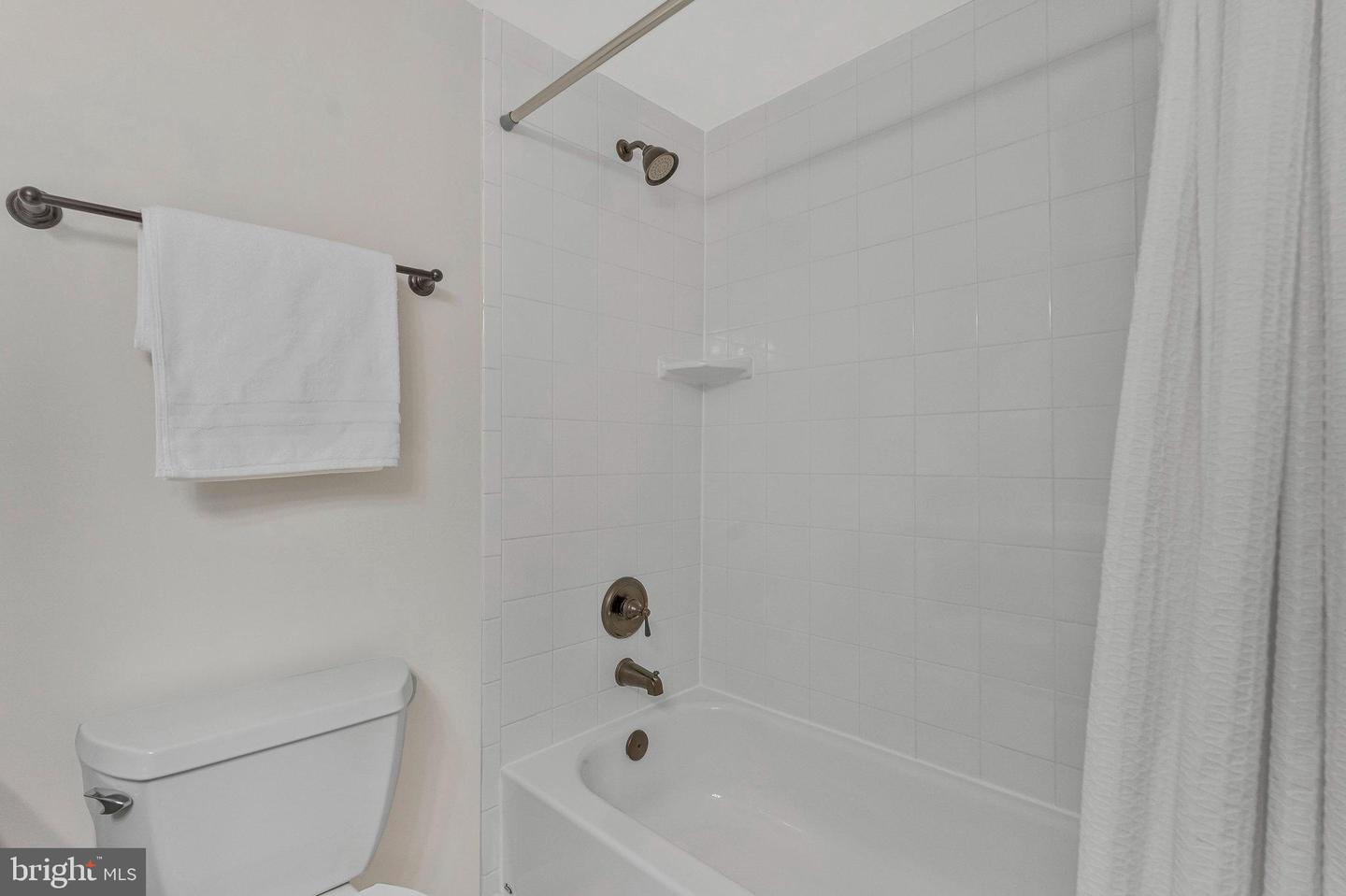 113 CARAGANA CT, STERLING, Virginia 20164, 4 Bedrooms Bedrooms, ,2 BathroomsBathrooms,Residential,For sale,113 CARAGANA CT,VALO2112502 MLS # VALO2112502