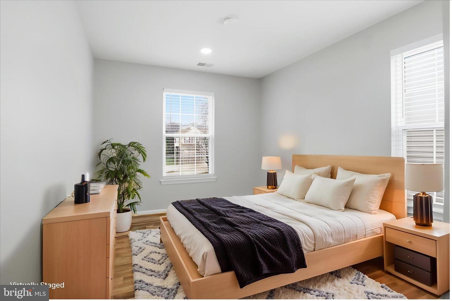 6607 CASTLE BAR CT, ALEXANDRIA, Virginia 22315, 4 Bedrooms Bedrooms, 8 Rooms Rooms,3 BathroomsBathrooms,Residential,For sale,6607 CASTLE BAR CT,VAFX2282788 MLS # VAFX2282788