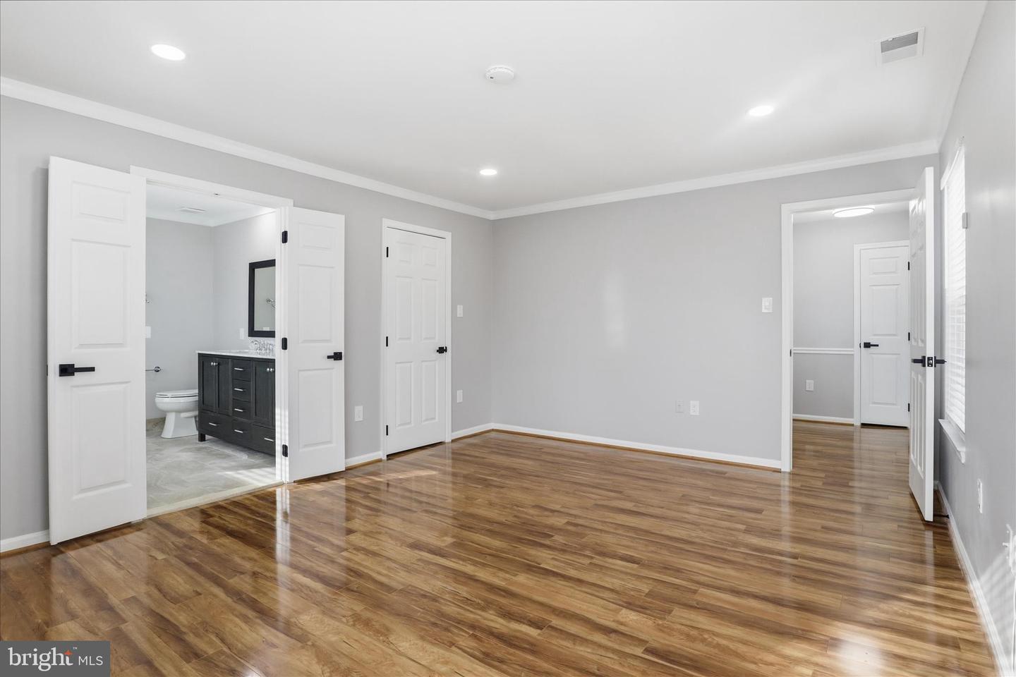 6607 CASTLE BAR CT, ALEXANDRIA, Virginia 22315, 4 Bedrooms Bedrooms, 8 Rooms Rooms,3 BathroomsBathrooms,Residential,For sale,6607 CASTLE BAR CT,VAFX2282788 MLS # VAFX2282788