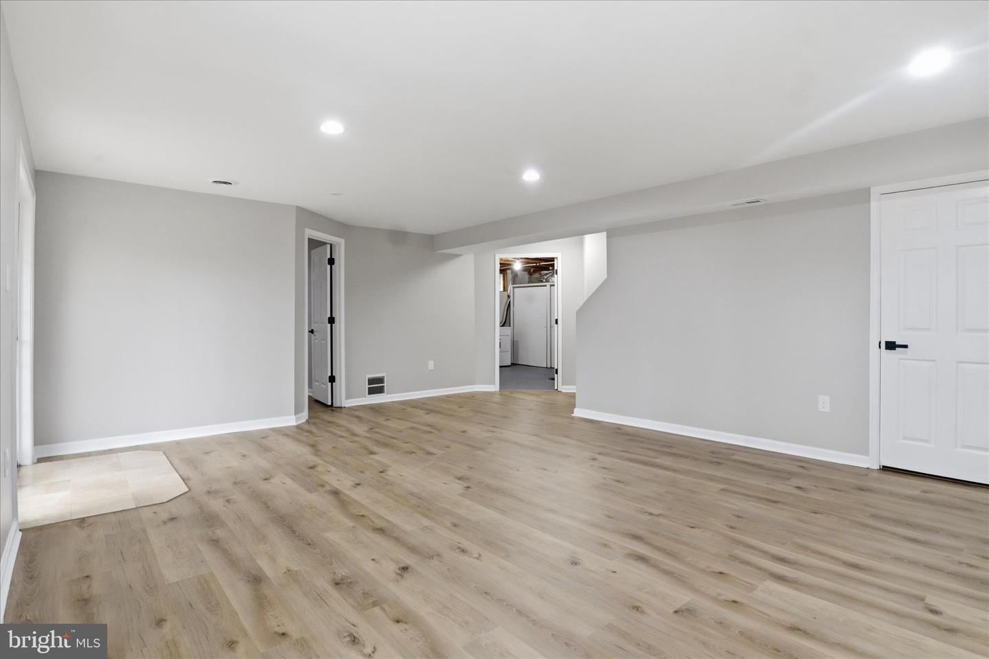 6607 CASTLE BAR CT, ALEXANDRIA, Virginia 22315, 4 Bedrooms Bedrooms, 8 Rooms Rooms,3 BathroomsBathrooms,Residential,For sale,6607 CASTLE BAR CT,VAFX2282788 MLS # VAFX2282788