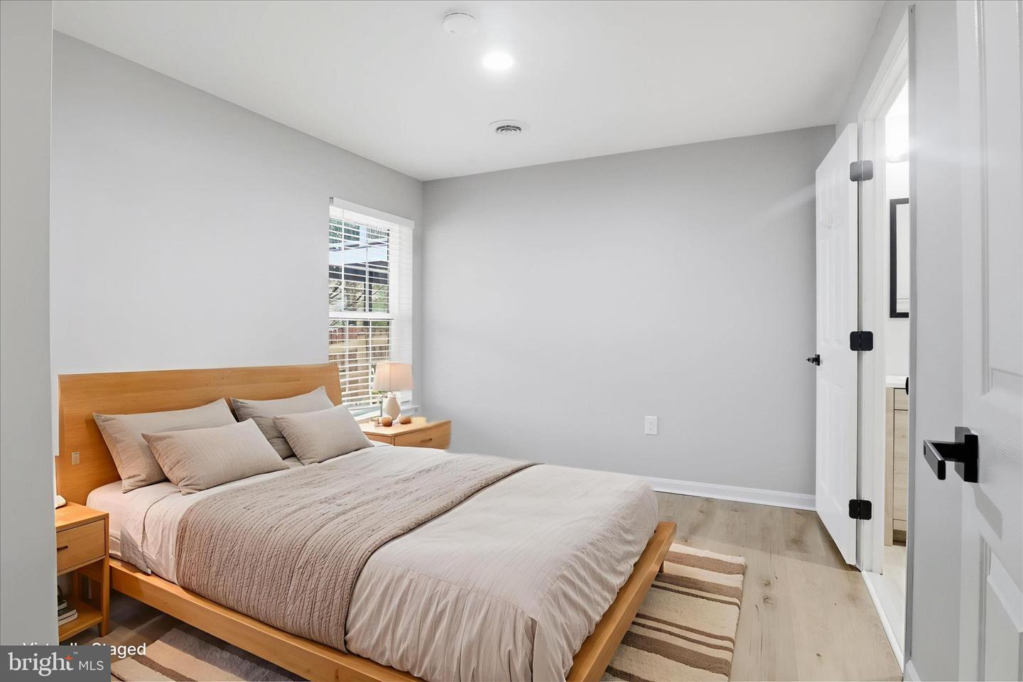 6607 CASTLE BAR CT, ALEXANDRIA, Virginia 22315, 4 Bedrooms Bedrooms, 8 Rooms Rooms,3 BathroomsBathrooms,Residential,For sale,6607 CASTLE BAR CT,VAFX2282788 MLS # VAFX2282788