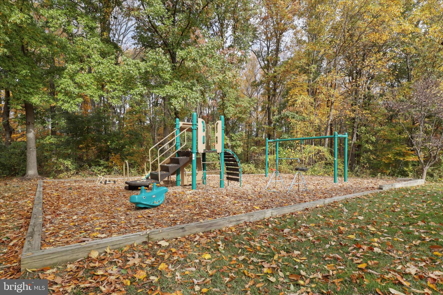 6607 CASTLE BAR CT, ALEXANDRIA, Virginia 22315, 4 Bedrooms Bedrooms, 8 Rooms Rooms,3 BathroomsBathrooms,Residential,For sale,6607 CASTLE BAR CT,VAFX2282788 MLS # VAFX2282788