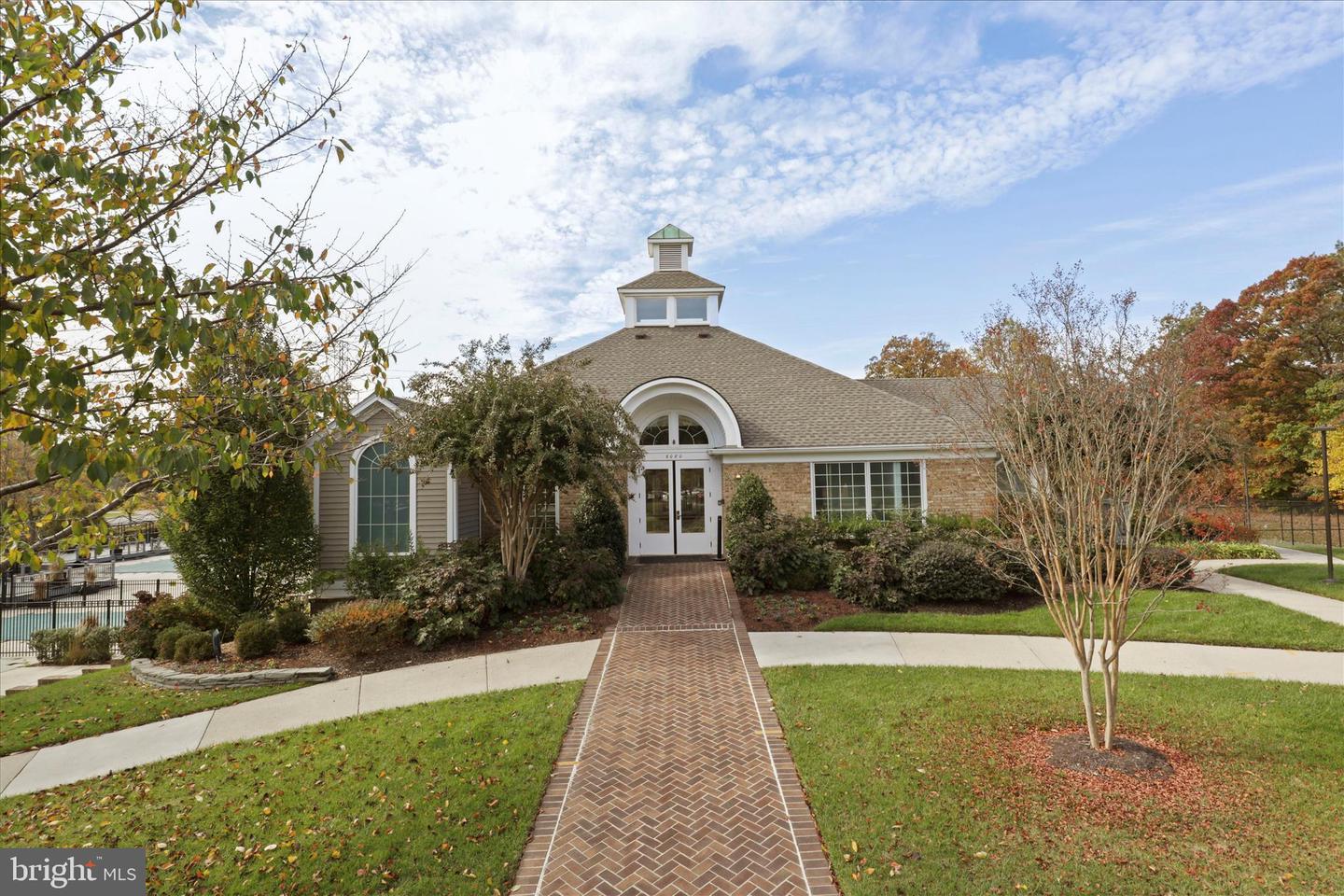 6607 CASTLE BAR CT, ALEXANDRIA, Virginia 22315, 4 Bedrooms Bedrooms, 8 Rooms Rooms,3 BathroomsBathrooms,Residential,For sale,6607 CASTLE BAR CT,VAFX2282788 MLS # VAFX2282788