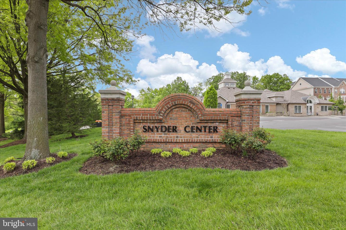 6607 CASTLE BAR CT, ALEXANDRIA, Virginia 22315, 4 Bedrooms Bedrooms, 8 Rooms Rooms,3 BathroomsBathrooms,Residential,For sale,6607 CASTLE BAR CT,VAFX2282788 MLS # VAFX2282788