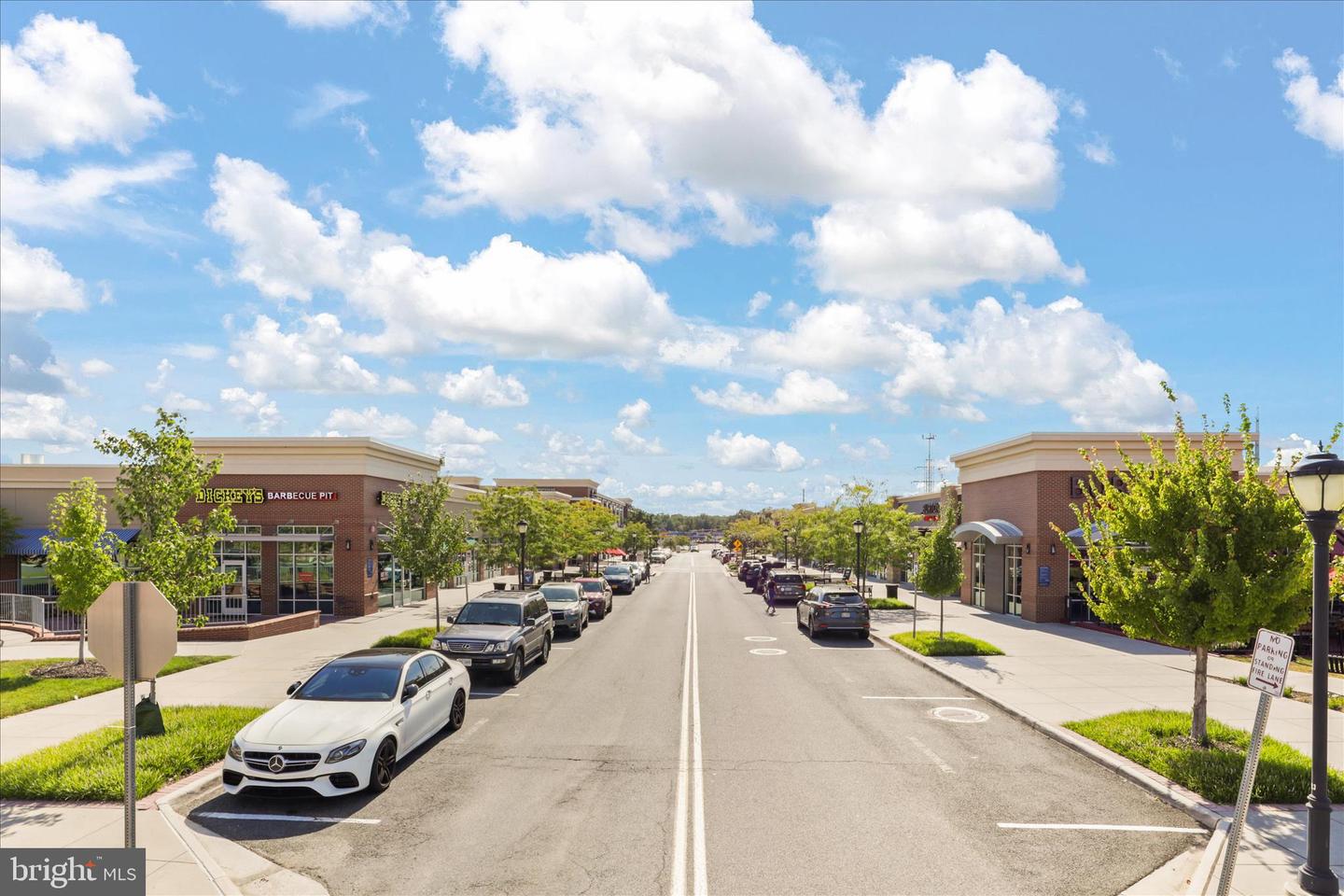 6607 CASTLE BAR CT, ALEXANDRIA, Virginia 22315, 4 Bedrooms Bedrooms, 8 Rooms Rooms,3 BathroomsBathrooms,Residential,For sale,6607 CASTLE BAR CT,VAFX2282788 MLS # VAFX2282788