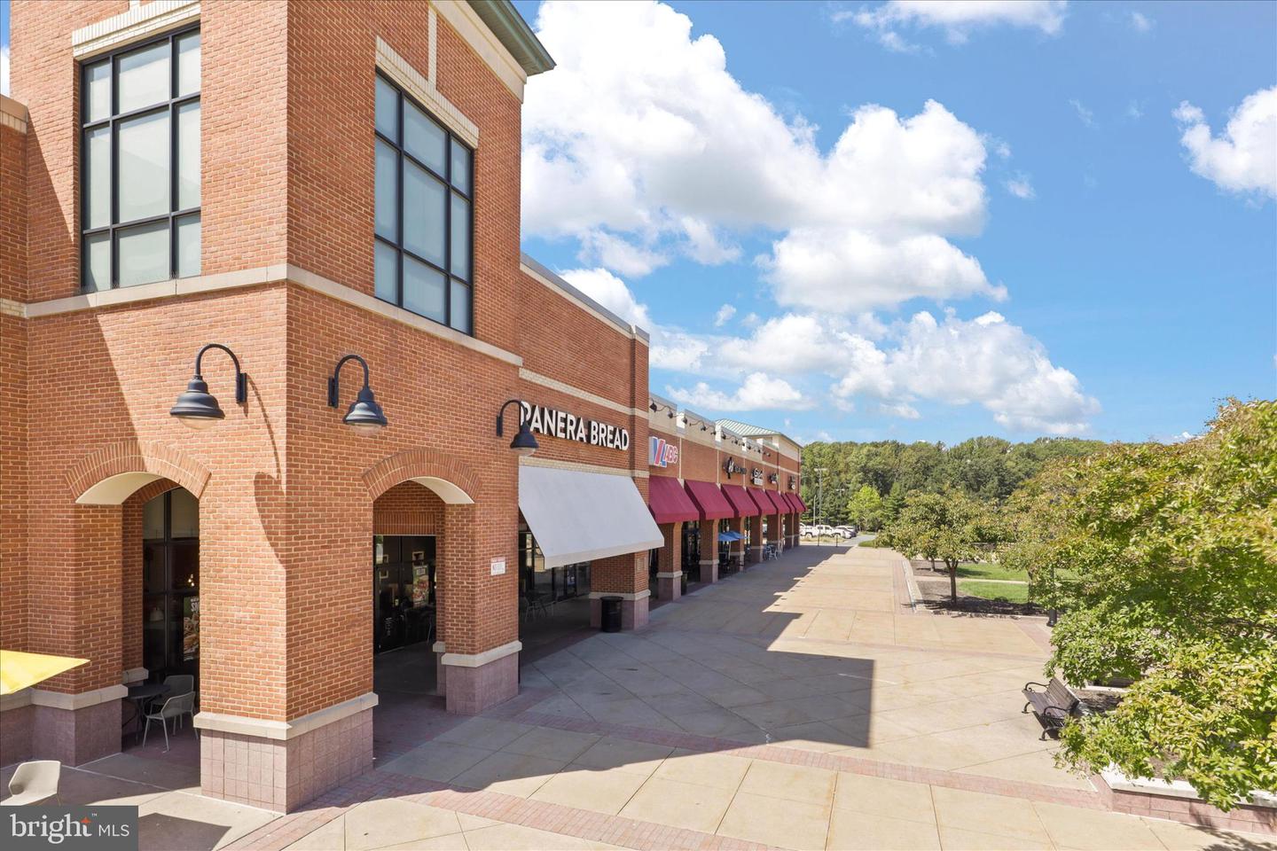 6607 CASTLE BAR CT, ALEXANDRIA, Virginia 22315, 4 Bedrooms Bedrooms, 8 Rooms Rooms,3 BathroomsBathrooms,Residential,For sale,6607 CASTLE BAR CT,VAFX2282788 MLS # VAFX2282788