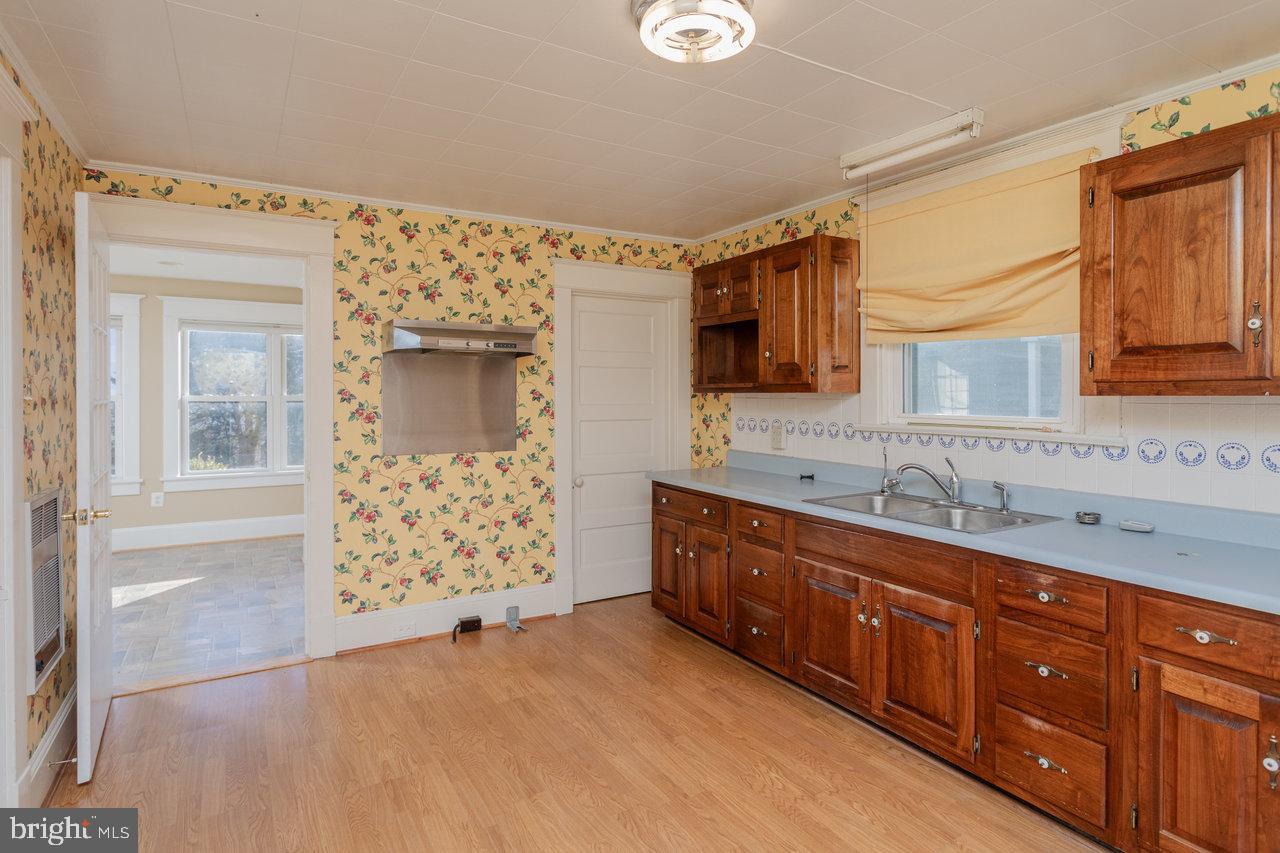 79 GUNN LN, WOODSTOCK, Virginia 22664, 4 Bedrooms Bedrooms, 6 Rooms Rooms,2 BathroomsBathrooms,Residential,For sale,79 GUNN LN,VASH2013220 MLS # VASH2013220 79 GUNN LN, WOODSTOCK, Virginia 22664, 4 Bedrooms Bedrooms, 6 Rooms Rooms,2 BathroomsBathrooms,Residential,For sale,79 GUNN LN,VASH2013220 MLS # VASH2013220