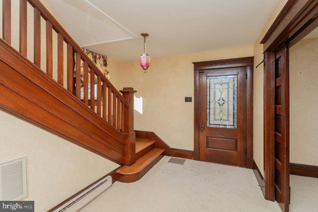 79 GUNN LN, WOODSTOCK, Virginia 22664, 4 Bedrooms Bedrooms, 6 Rooms Rooms,2 BathroomsBathrooms,Residential,For sale,79 GUNN LN,VASH2013220 MLS # VASH2013220 79 GUNN LN, WOODSTOCK, Virginia 22664, 4 Bedrooms Bedrooms, 6 Rooms Rooms,2 BathroomsBathrooms,Residential,For sale,79 GUNN LN,VASH2013220 MLS # VASH2013220