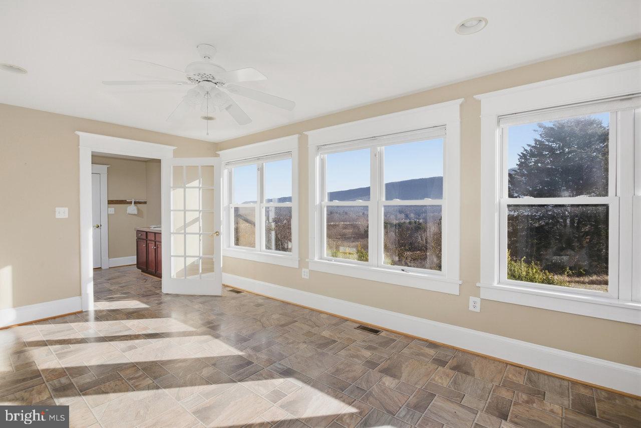 79 GUNN LN, WOODSTOCK, Virginia 22664, 4 Bedrooms Bedrooms, 6 Rooms Rooms,2 BathroomsBathrooms,Residential,For sale,79 GUNN LN,VASH2013220 MLS # VASH2013220 79 GUNN LN, WOODSTOCK, Virginia 22664, 4 Bedrooms Bedrooms, 6 Rooms Rooms,2 BathroomsBathrooms,Residential,For sale,79 GUNN LN,VASH2013220 MLS # VASH2013220