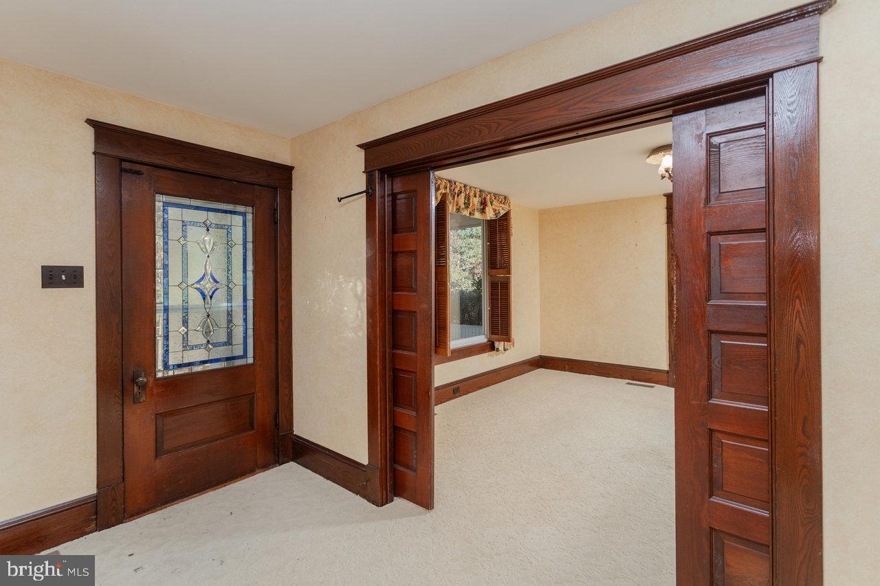 79 GUNN LN, WOODSTOCK, Virginia 22664, 4 Bedrooms Bedrooms, 6 Rooms Rooms,2 BathroomsBathrooms,Residential,For sale,79 GUNN LN,VASH2013220 MLS # VASH2013220 79 GUNN LN, WOODSTOCK, Virginia 22664, 4 Bedrooms Bedrooms, 6 Rooms Rooms,2 BathroomsBathrooms,Residential,For sale,79 GUNN LN,VASH2013220 MLS # VASH2013220