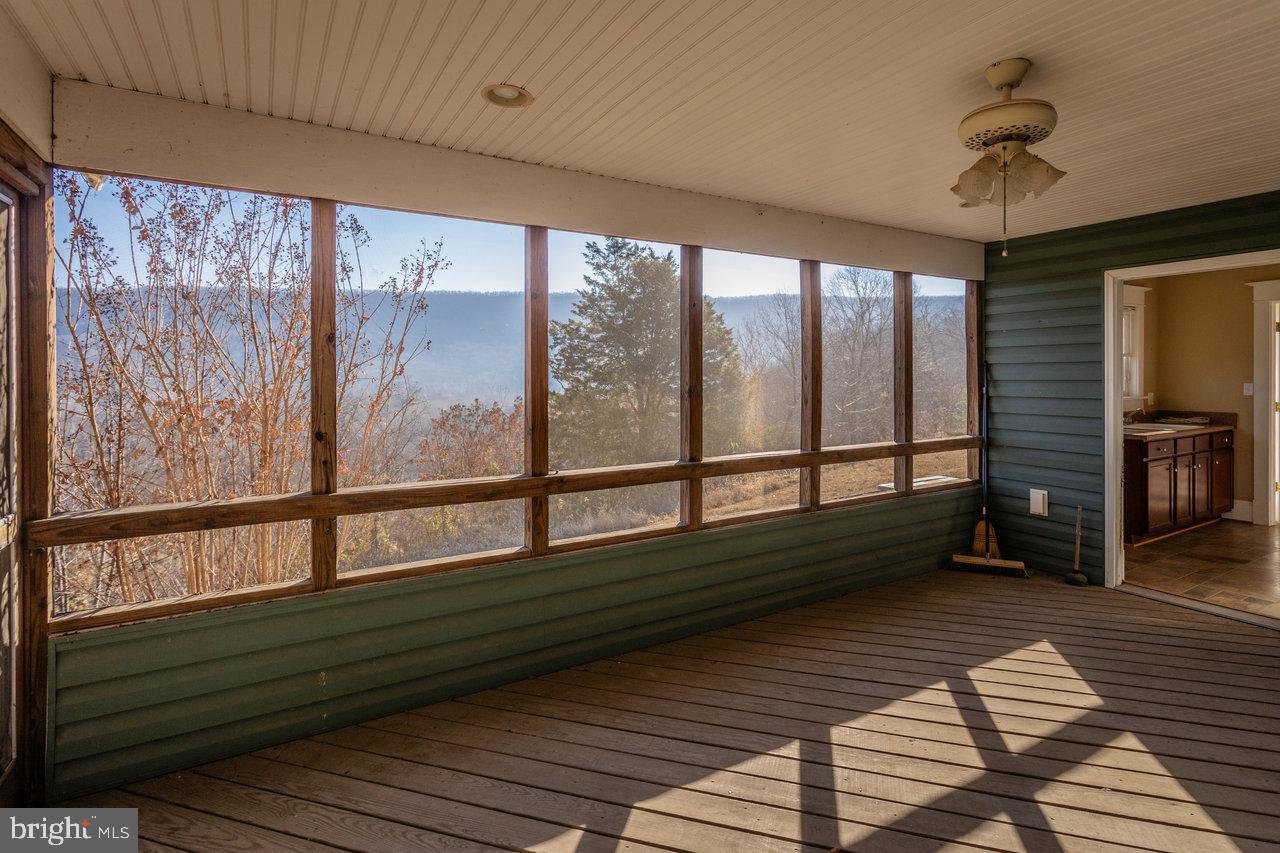 79 GUNN LN, WOODSTOCK, Virginia 22664, 4 Bedrooms Bedrooms, 6 Rooms Rooms,2 BathroomsBathrooms,Residential,For sale,79 GUNN LN,VASH2013220 MLS # VASH2013220 79 GUNN LN, WOODSTOCK, Virginia 22664, 4 Bedrooms Bedrooms, 6 Rooms Rooms,2 BathroomsBathrooms,Residential,For sale,79 GUNN LN,VASH2013220 MLS # VASH2013220