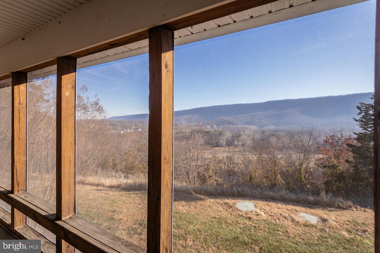 79 GUNN LN, WOODSTOCK, Virginia 22664, 4 Bedrooms Bedrooms, 6 Rooms Rooms,2 BathroomsBathrooms,Residential,For sale,79 GUNN LN,VASH2013220 MLS # VASH2013220 79 GUNN LN, WOODSTOCK, Virginia 22664, 4 Bedrooms Bedrooms, 6 Rooms Rooms,2 BathroomsBathrooms,Residential,For sale,79 GUNN LN,VASH2013220 MLS # VASH2013220