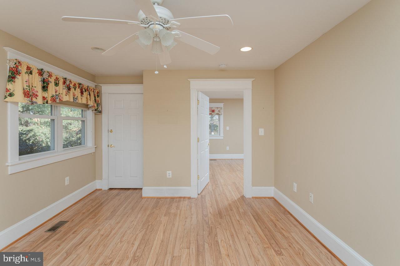 79 GUNN LN, WOODSTOCK, Virginia 22664, 4 Bedrooms Bedrooms, 6 Rooms Rooms,2 BathroomsBathrooms,Residential,For sale,79 GUNN LN,VASH2013220 MLS # VASH2013220 79 GUNN LN, WOODSTOCK, Virginia 22664, 4 Bedrooms Bedrooms, 6 Rooms Rooms,2 BathroomsBathrooms,Residential,For sale,79 GUNN LN,VASH2013220 MLS # VASH2013220