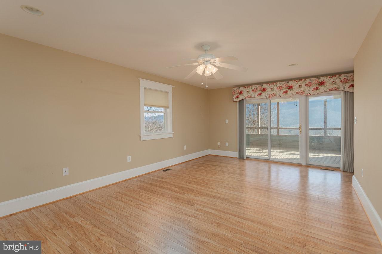 79 GUNN LN, WOODSTOCK, Virginia 22664, 4 Bedrooms Bedrooms, 6 Rooms Rooms,2 BathroomsBathrooms,Residential,For sale,79 GUNN LN,VASH2013220 MLS # VASH2013220 79 GUNN LN, WOODSTOCK, Virginia 22664, 4 Bedrooms Bedrooms, 6 Rooms Rooms,2 BathroomsBathrooms,Residential,For sale,79 GUNN LN,VASH2013220 MLS # VASH2013220