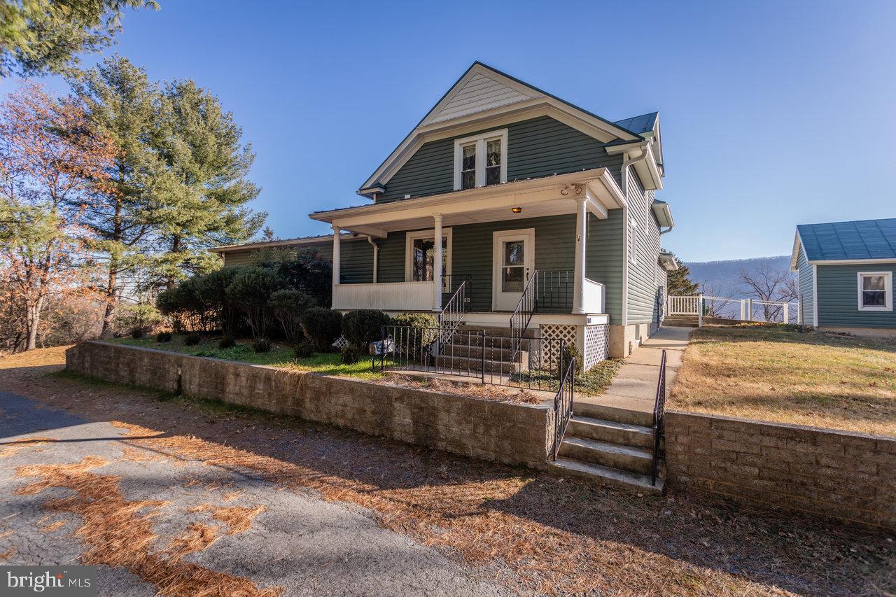 79 GUNN LN, WOODSTOCK, Virginia 22664, 4 Bedrooms Bedrooms, 6 Rooms Rooms,2 BathroomsBathrooms,Residential,For sale,79 GUNN LN,VASH2013220 MLS # VASH2013220 79 GUNN LN, WOODSTOCK, Virginia 22664, 4 Bedrooms Bedrooms, 6 Rooms Rooms,2 BathroomsBathrooms,Residential,For sale,79 GUNN LN,VASH2013220 MLS # VASH2013220