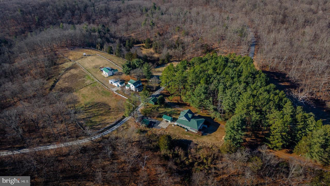 79 GUNN LN, WOODSTOCK, Virginia 22664, 4 Bedrooms Bedrooms, 6 Rooms Rooms,2 BathroomsBathrooms,Residential,For sale,79 GUNN LN,VASH2013220 MLS # VASH2013220 79 GUNN LN, WOODSTOCK, Virginia 22664, 4 Bedrooms Bedrooms, 6 Rooms Rooms,2 BathroomsBathrooms,Residential,For sale,79 GUNN LN,VASH2013220 MLS # VASH2013220