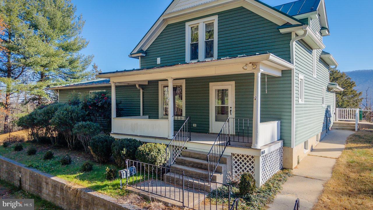 79 GUNN LN, WOODSTOCK, Virginia 22664, 4 Bedrooms Bedrooms, 6 Rooms Rooms,2 BathroomsBathrooms,Residential,For sale,79 GUNN LN,VASH2013220 MLS # VASH2013220 79 GUNN LN, WOODSTOCK, Virginia 22664, 4 Bedrooms Bedrooms, 6 Rooms Rooms,2 BathroomsBathrooms,Residential,For sale,79 GUNN LN,VASH2013220 MLS # VASH2013220