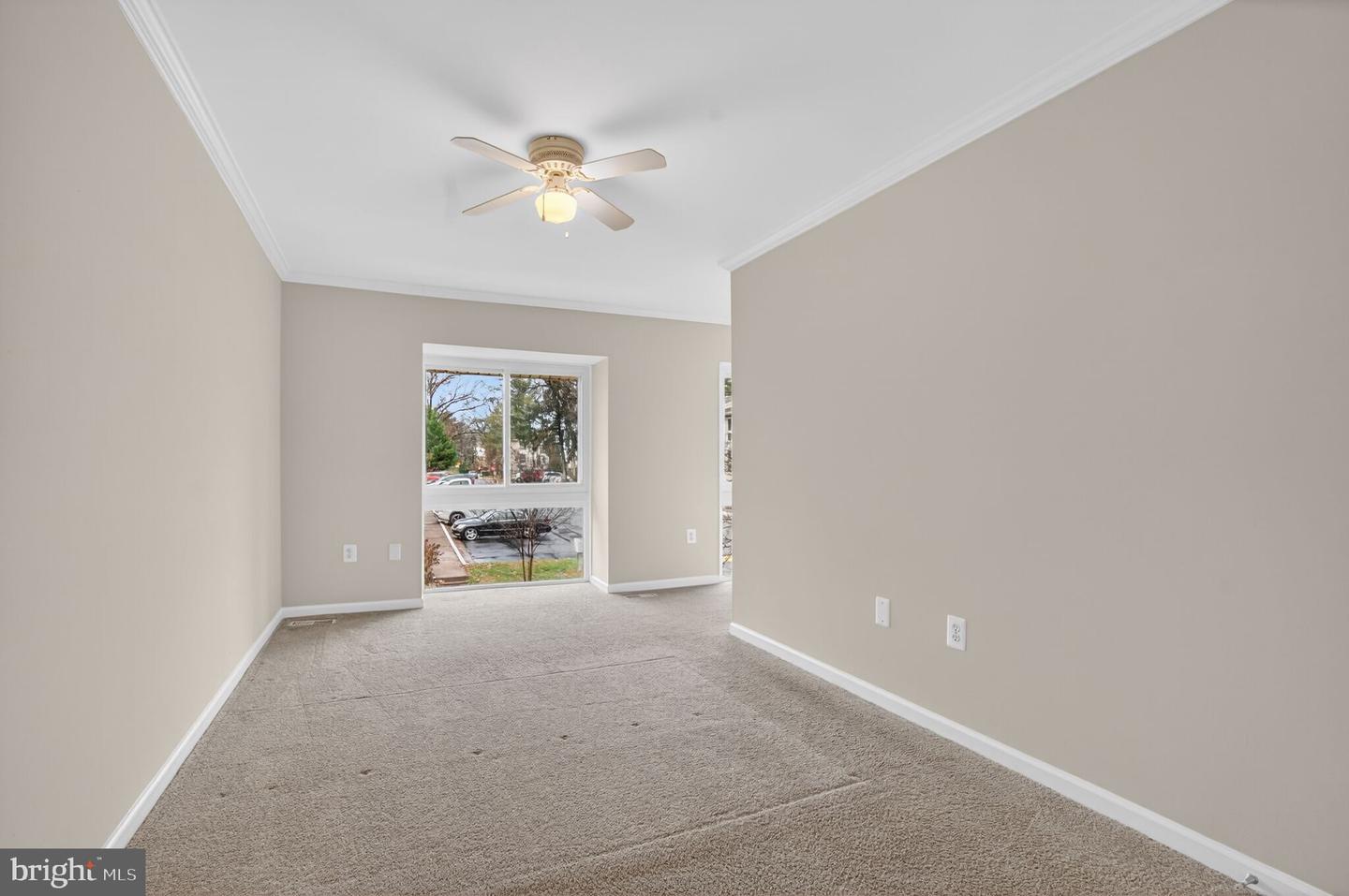 3052 SUGAR LN, VIENNA, Virginia 22181, 4 Bedrooms Bedrooms, ,3 BathroomsBathrooms,Residential,For sale,3052 SUGAR LN,VAFX2282804 MLS # VAFX2282804 3052 SUGAR LN, VIENNA, Virginia 22181, 4 Bedrooms Bedrooms, ,3 BathroomsBathrooms,Residential,For sale,3052 SUGAR LN,VAFX2282804 MLS # VAFX2282804