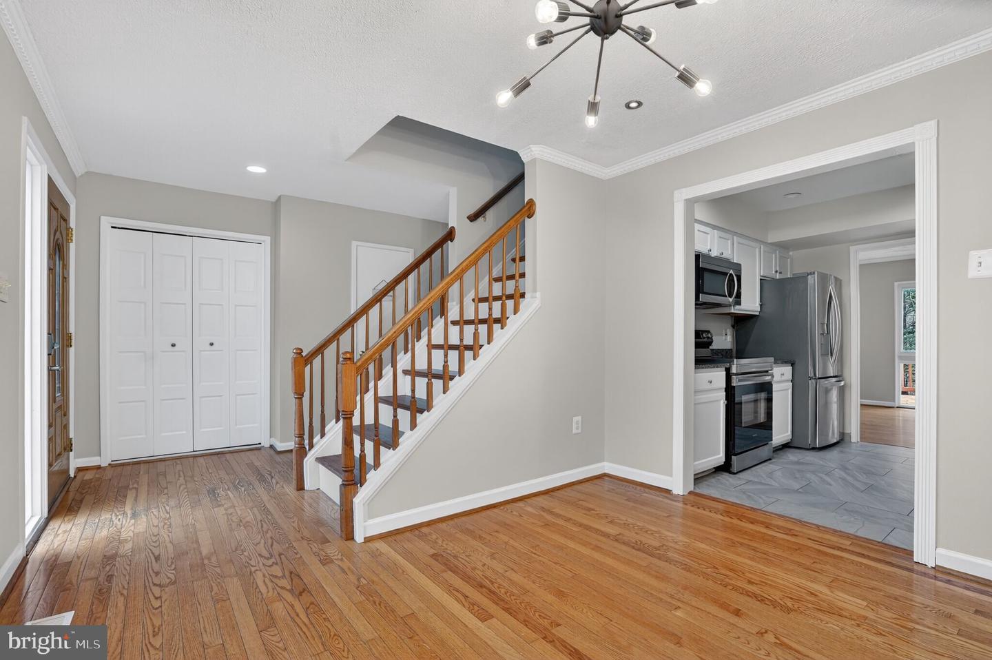 3052 SUGAR LN, VIENNA, Virginia 22181, 4 Bedrooms Bedrooms, ,3 BathroomsBathrooms,Residential,For sale,3052 SUGAR LN,VAFX2282804 MLS # VAFX2282804 3052 SUGAR LN, VIENNA, Virginia 22181, 4 Bedrooms Bedrooms, ,3 BathroomsBathrooms,Residential,For sale,3052 SUGAR LN,VAFX2282804 MLS # VAFX2282804