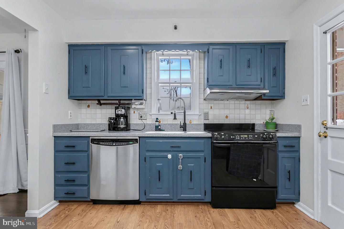 2919 ROSEMARY LN, FALLS CHURCH, Virginia 22042, 3 Bedrooms Bedrooms, ,2 BathroomsBathrooms,Residential,For sale,2919 ROSEMARY LN,VAFX2282808 MLS # VAFX2282808