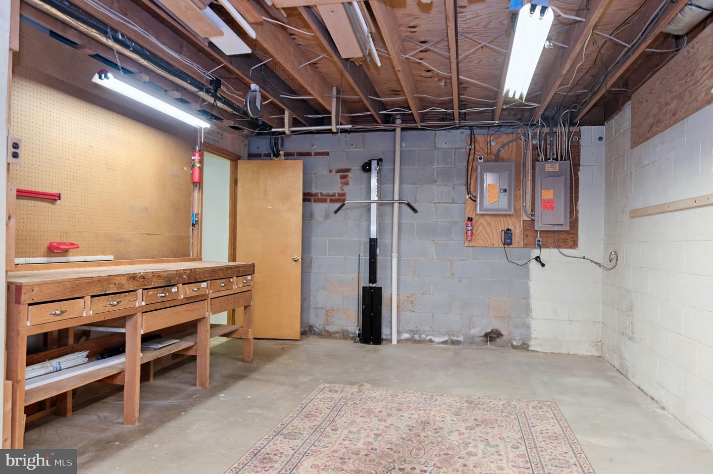 2919 ROSEMARY LN, FALLS CHURCH, Virginia 22042, 3 Bedrooms Bedrooms, ,2 BathroomsBathrooms,Residential,For sale,2919 ROSEMARY LN,VAFX2282808 MLS # VAFX2282808