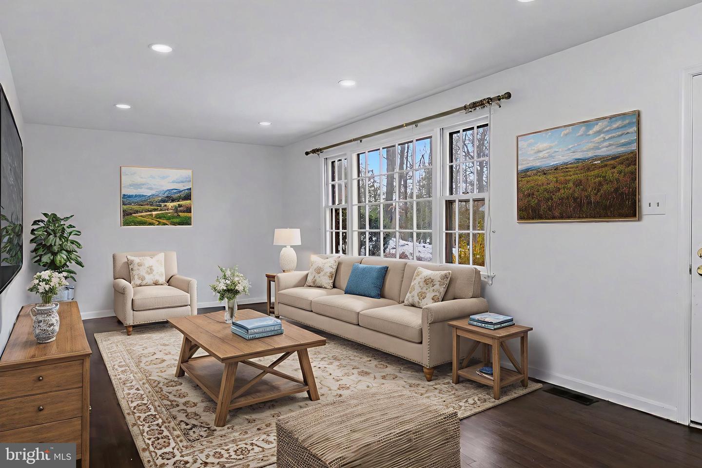 2919 ROSEMARY LN, FALLS CHURCH, Virginia 22042, 3 Bedrooms Bedrooms, ,2 BathroomsBathrooms,Residential,For sale,2919 ROSEMARY LN,VAFX2282808 MLS # VAFX2282808