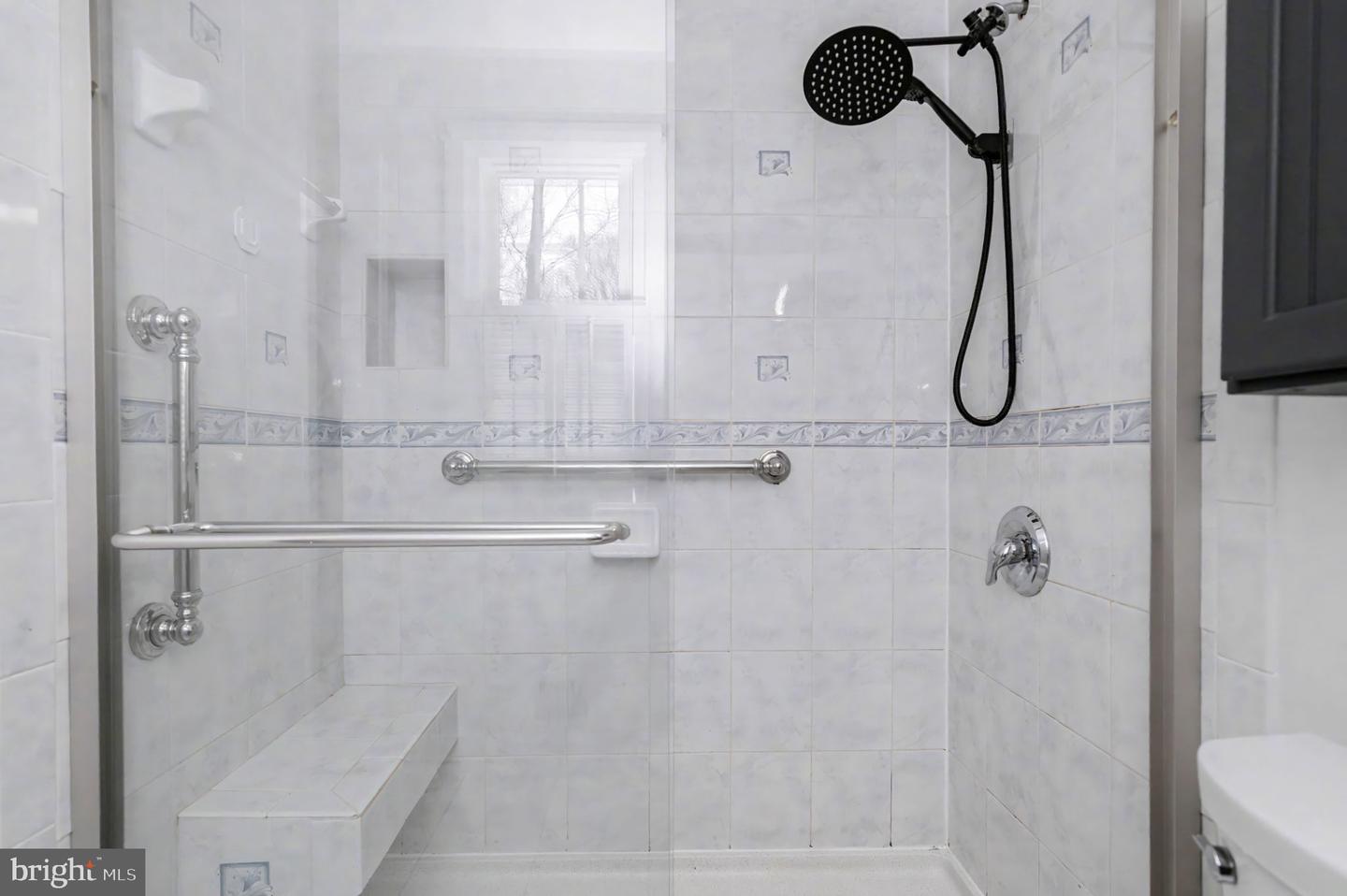 2919 ROSEMARY LN, FALLS CHURCH, Virginia 22042, 3 Bedrooms Bedrooms, ,2 BathroomsBathrooms,Residential,For sale,2919 ROSEMARY LN,VAFX2282808 MLS # VAFX2282808