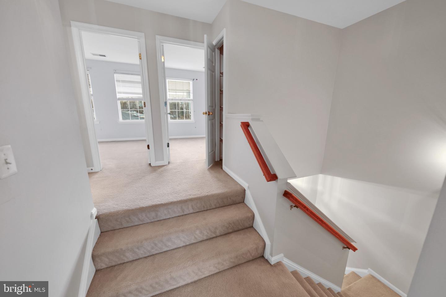 828 LINFIELD TER NE, LEESBURG, Virginia 20176, 4 Bedrooms Bedrooms, ,3 BathroomsBathrooms,Residential,For sale,828 LINFIELD TER NE,VALO2112522 MLS # VALO2112522