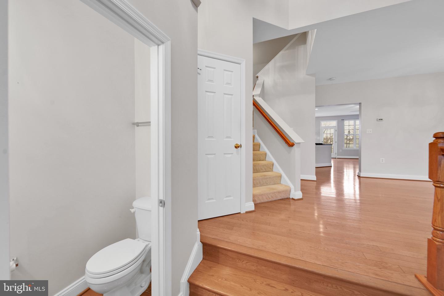 828 LINFIELD TER NE, LEESBURG, Virginia 20176, 4 Bedrooms Bedrooms, ,3 BathroomsBathrooms,Residential,For sale,828 LINFIELD TER NE,VALO2112522 MLS # VALO2112522