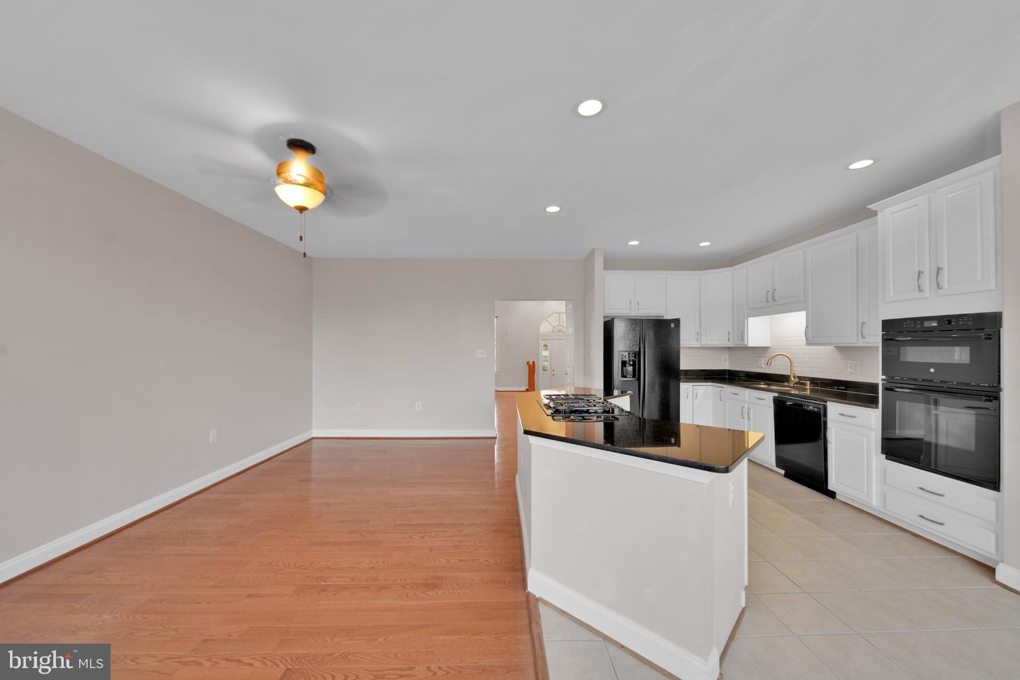 828 LINFIELD TER NE, LEESBURG, Virginia 20176, 4 Bedrooms Bedrooms, ,3 BathroomsBathrooms,Residential,For sale,828 LINFIELD TER NE,VALO2112522 MLS # VALO2112522