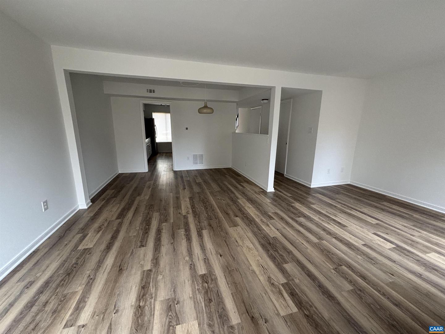 988 SALISBURY SQ, CHARLOTTESVILLE, Virginia 22901, 3 Bedrooms Bedrooms, ,3 BathroomsBathrooms,Residential,For sale,988 SALISBURY SQ,671928 MLS # 671928