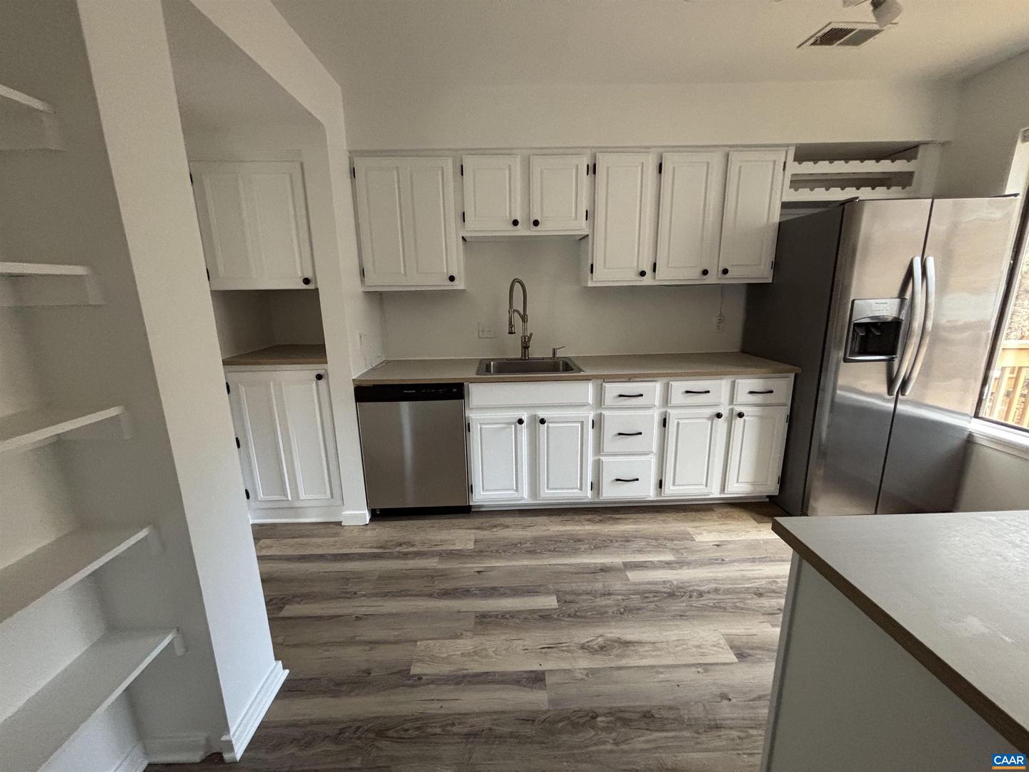 988 SALISBURY SQ, CHARLOTTESVILLE, Virginia 22901, 3 Bedrooms Bedrooms, ,3 BathroomsBathrooms,Residential,For sale,988 SALISBURY SQ,671928 MLS # 671928