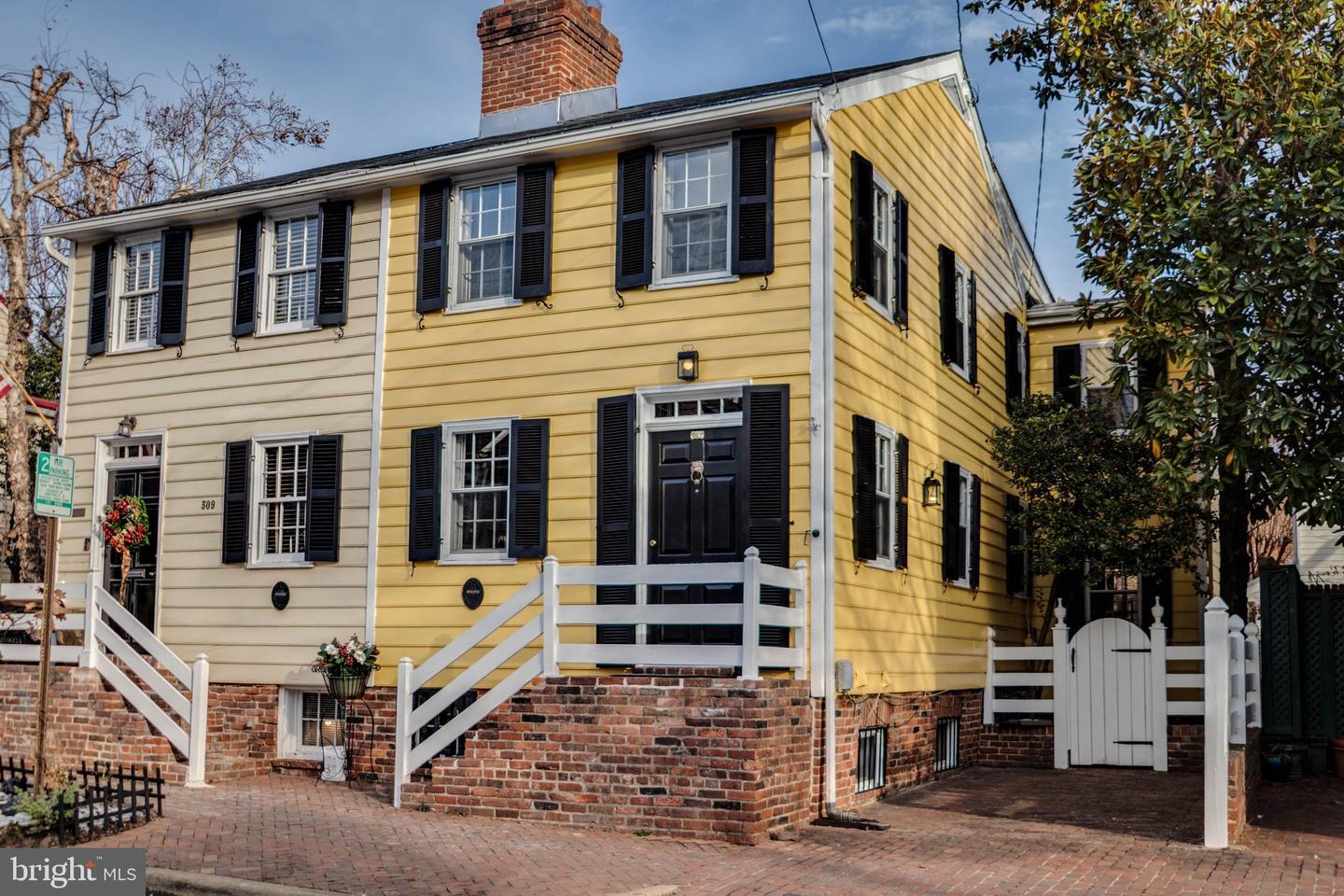 307 N SAINT ASAPH ST, ALEXANDRIA, Virginia 22314, 3 Bedrooms Bedrooms, ,3 BathroomsBathrooms,Residential,For sale,307 N SAINT ASAPH ST,VAAX2052526 MLS # VAAX2052526
