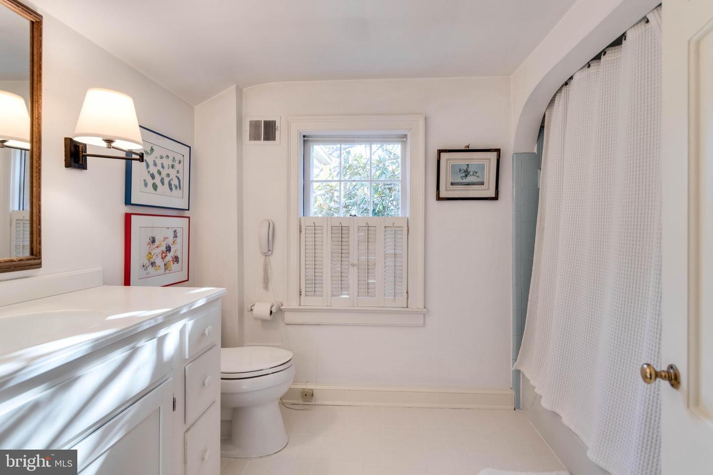 307 N SAINT ASAPH ST, ALEXANDRIA, Virginia 22314, 3 Bedrooms Bedrooms, ,3 BathroomsBathrooms,Residential,For sale,307 N SAINT ASAPH ST,VAAX2052526 MLS # VAAX2052526