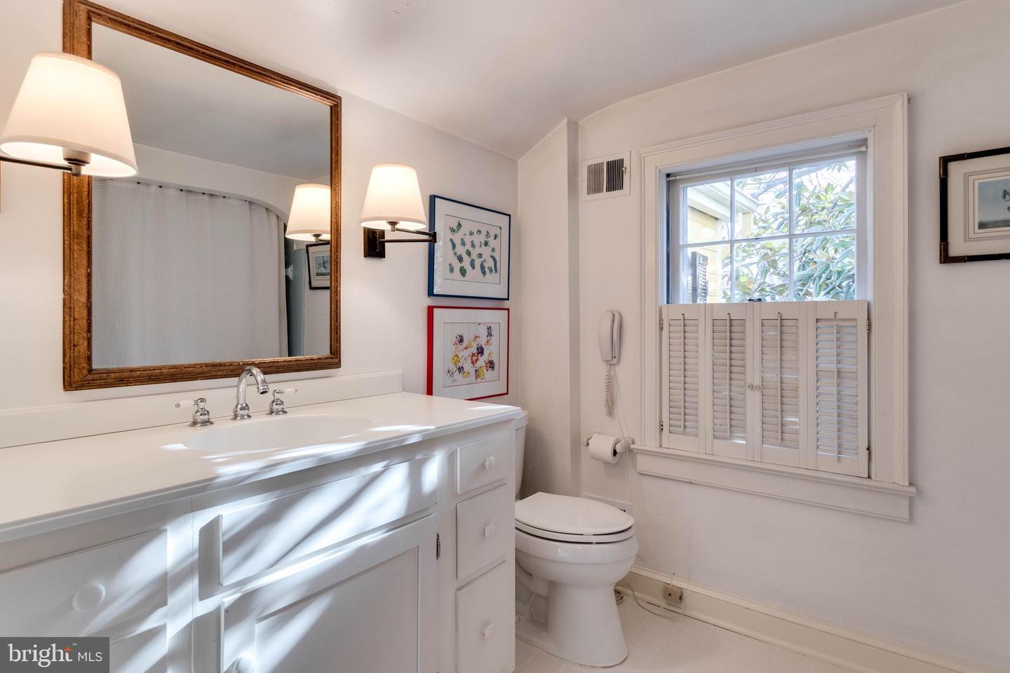 307 N SAINT ASAPH ST, ALEXANDRIA, Virginia 22314, 3 Bedrooms Bedrooms, ,3 BathroomsBathrooms,Residential,For sale,307 N SAINT ASAPH ST,VAAX2052526 MLS # VAAX2052526