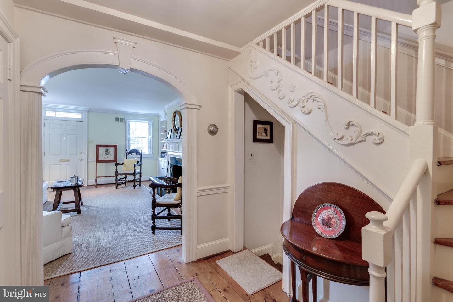 307 N SAINT ASAPH ST, ALEXANDRIA, Virginia 22314, 3 Bedrooms Bedrooms, ,3 BathroomsBathrooms,Residential,For sale,307 N SAINT ASAPH ST,VAAX2052526 MLS # VAAX2052526