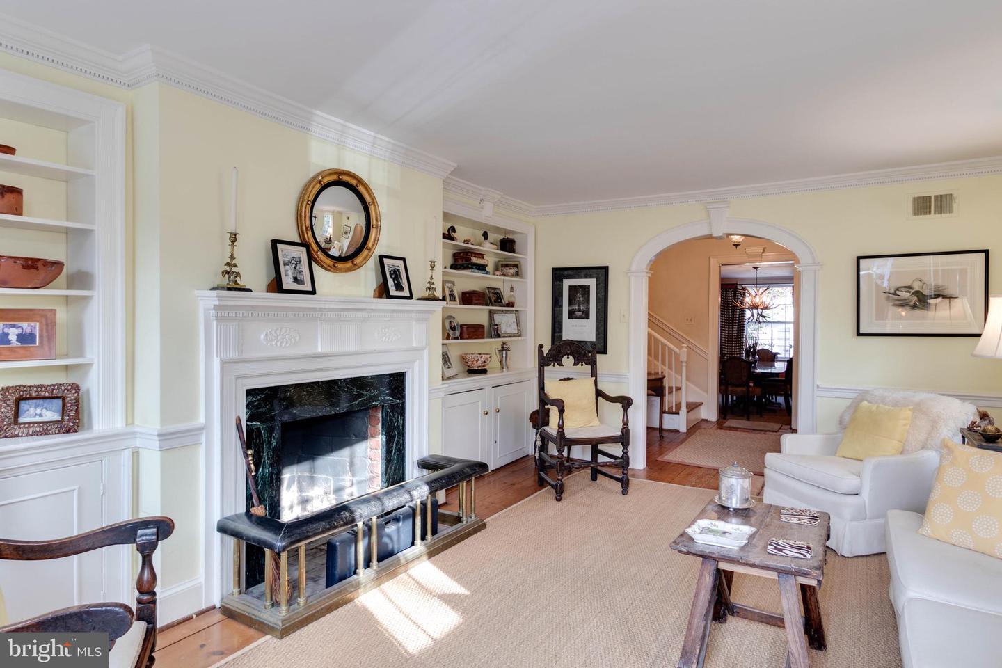 307 N SAINT ASAPH ST, ALEXANDRIA, Virginia 22314, 3 Bedrooms Bedrooms, ,3 BathroomsBathrooms,Residential,For sale,307 N SAINT ASAPH ST,VAAX2052526 MLS # VAAX2052526