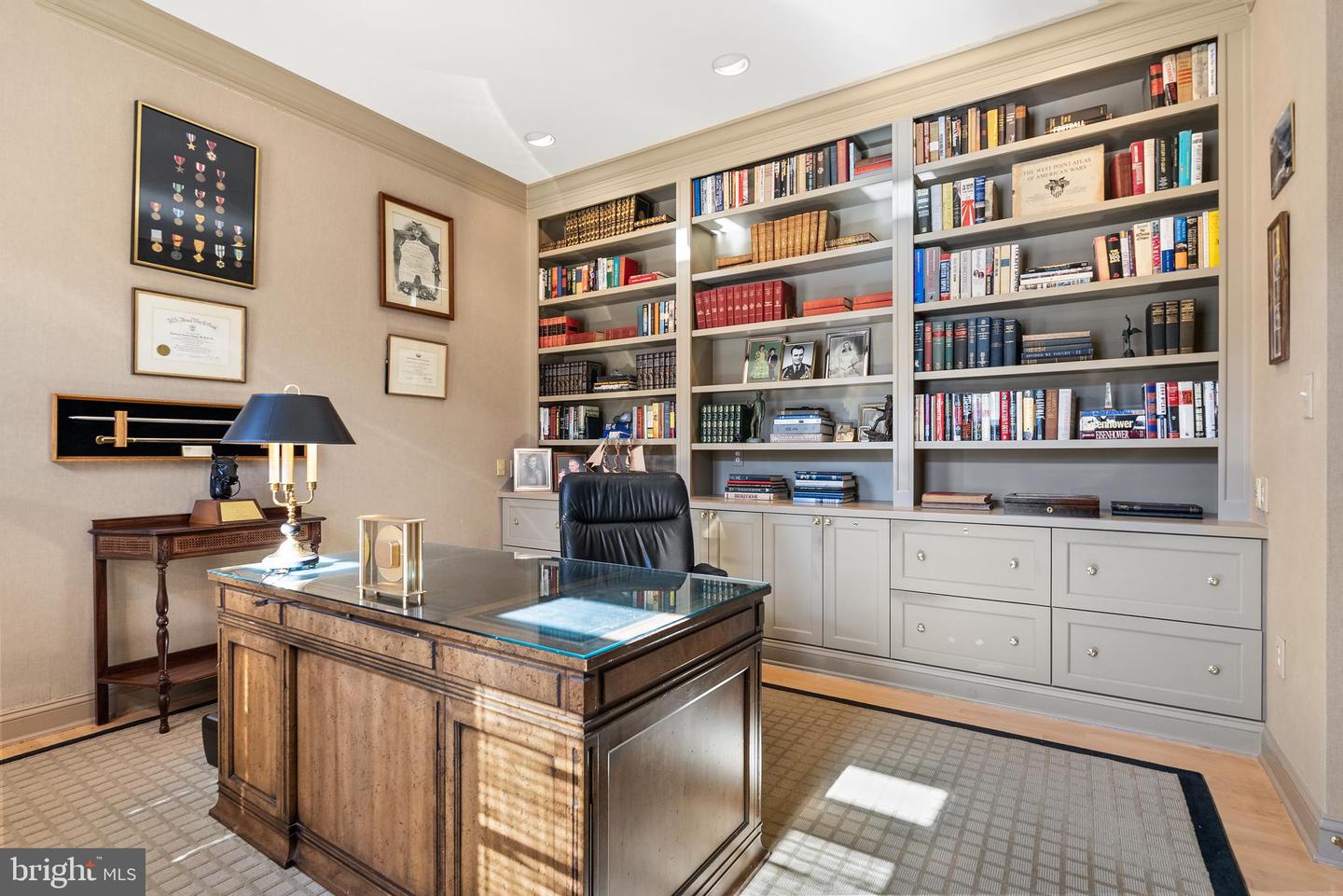 7440 OLD MAPLE SQ, MCLEAN, Virginia 22102, 5 Bedrooms Bedrooms, ,4 BathroomsBathrooms,Residential,For sale,7440 OLD MAPLE SQ,VAFX2282872 MLS # VAFX2282872