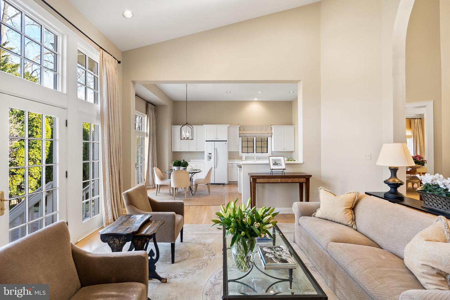 7440 OLD MAPLE SQ, MCLEAN, Virginia 22102, 5 Bedrooms Bedrooms, ,4 BathroomsBathrooms,Residential,For sale,7440 OLD MAPLE SQ,VAFX2282872 MLS # VAFX2282872