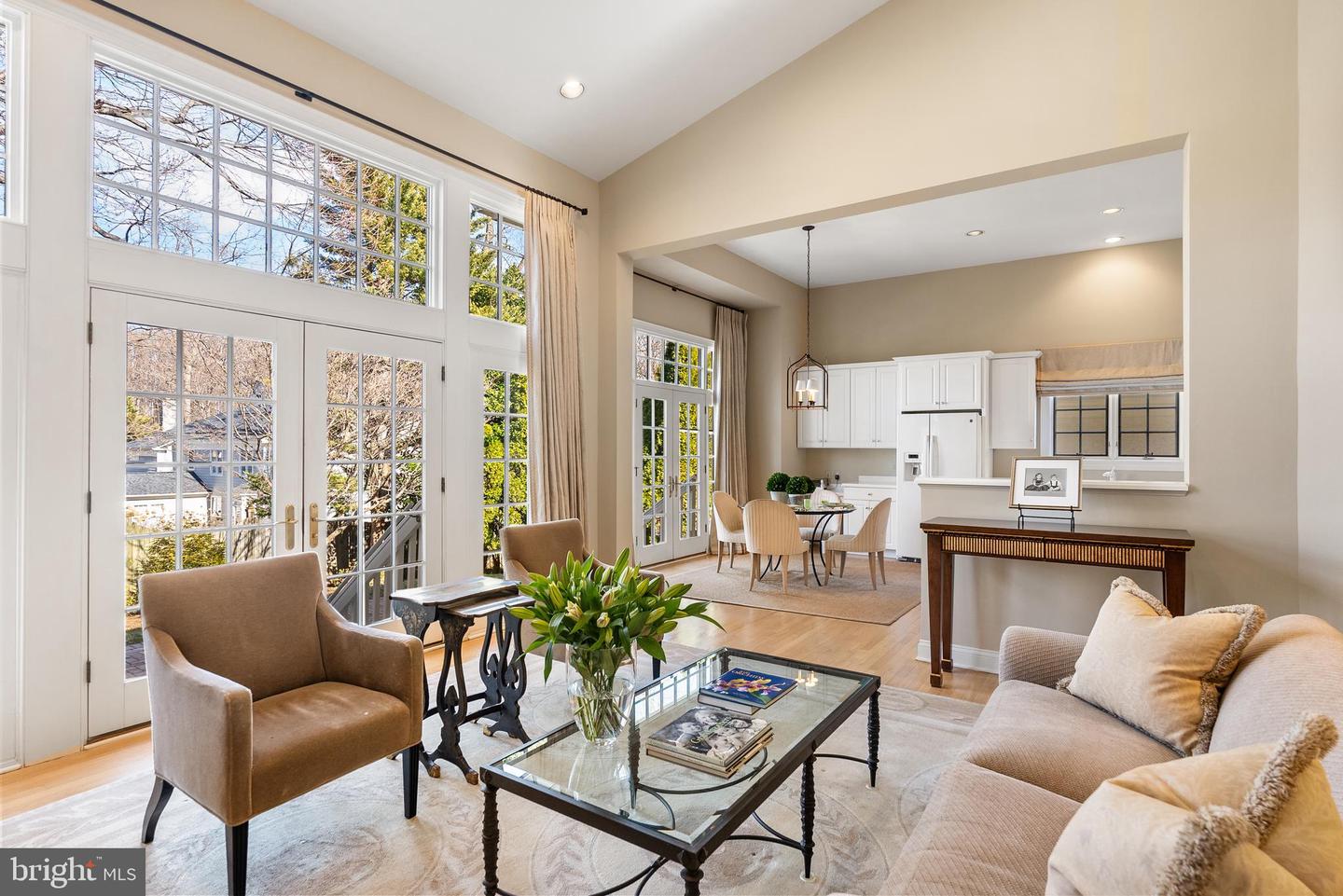 7440 OLD MAPLE SQ, MCLEAN, Virginia 22102, 5 Bedrooms Bedrooms, ,4 BathroomsBathrooms,Residential,For sale,7440 OLD MAPLE SQ,VAFX2282872 MLS # VAFX2282872