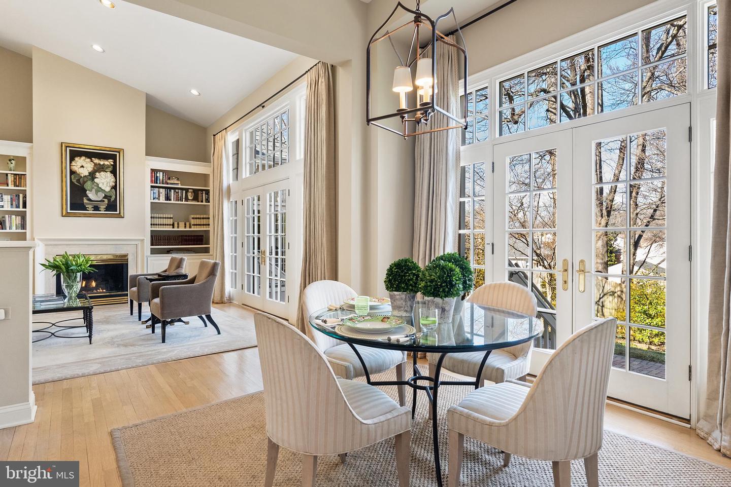 7440 OLD MAPLE SQ, MCLEAN, Virginia 22102, 5 Bedrooms Bedrooms, ,4 BathroomsBathrooms,Residential,For sale,7440 OLD MAPLE SQ,VAFX2282872 MLS # VAFX2282872